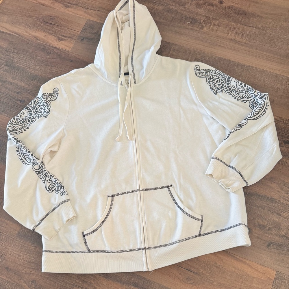 Made For Life Women’s XL 22x24 Full Zip Up Hoodie White Black Paisley Weave